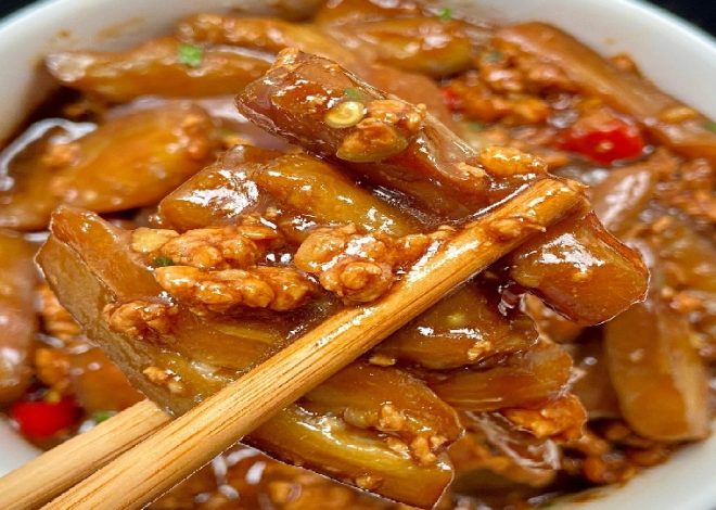 Spicy Garlic Eggplant with Ground Pork: Classic Chinese Food